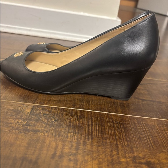 Coach heels - Picture 2 of 3